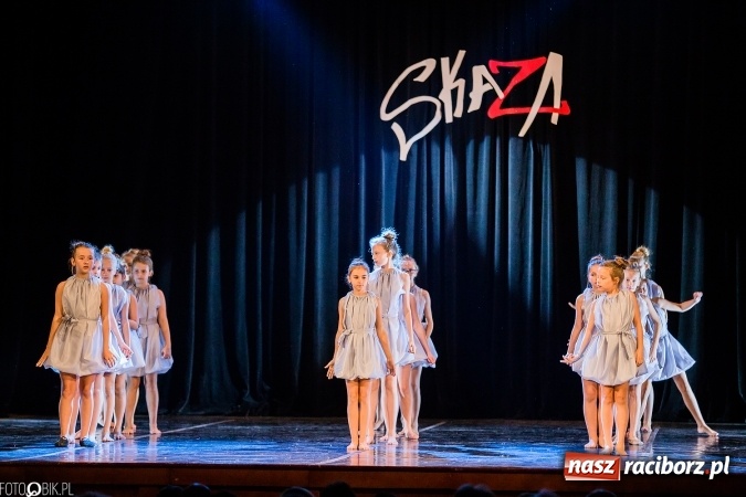 Zdjęcie w galerii na portalu naszraciborz.pl: Wielka taneczna uczta z zespołem SKAZA wiadomości z regionu