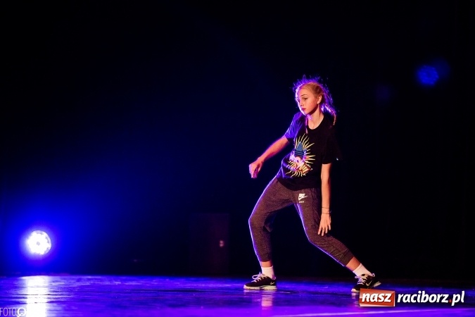 Zdjęcie w galerii na portalu naszraciborz.pl: Wielka taneczna uczta z zespołem SKAZA wiadomości z regionu