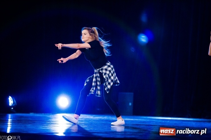 Zdjęcie w galerii na portalu naszraciborz.pl: Wielka taneczna uczta z zespołem SKAZA wiadomości z regionu