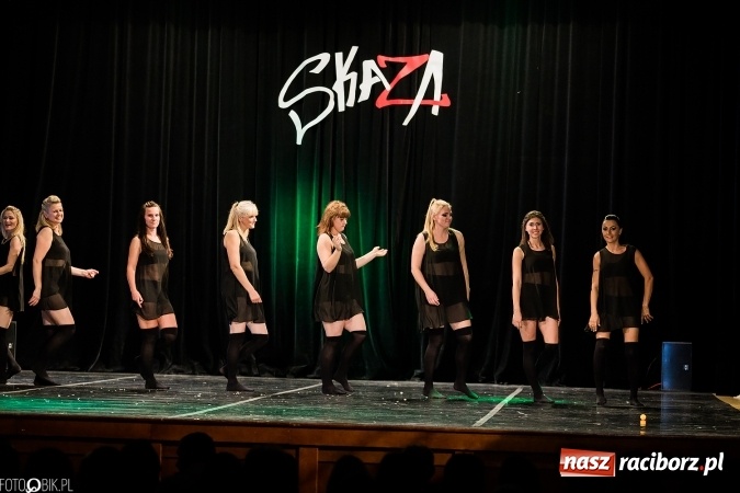 Zdjęcie w galerii na portalu naszraciborz.pl: Wielka taneczna uczta z zespołem SKAZA wiadomości z regionu