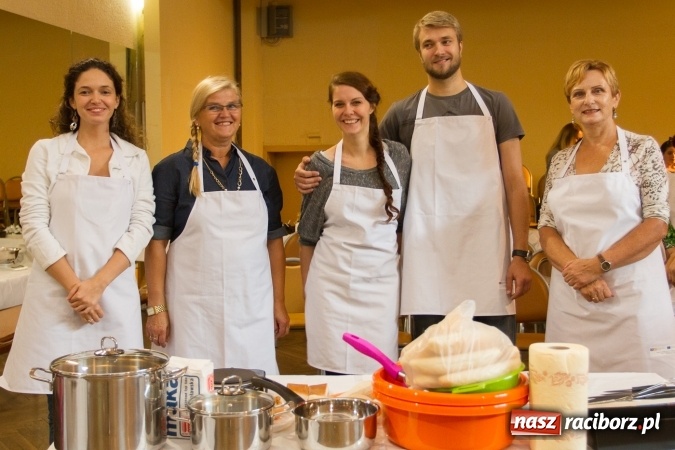 Zdjęcie w galerii na portalu naszraciborz.pl: Kulinarny powrót do tradycji - warsztaty w Krzanowicach  wiadomości z regionu