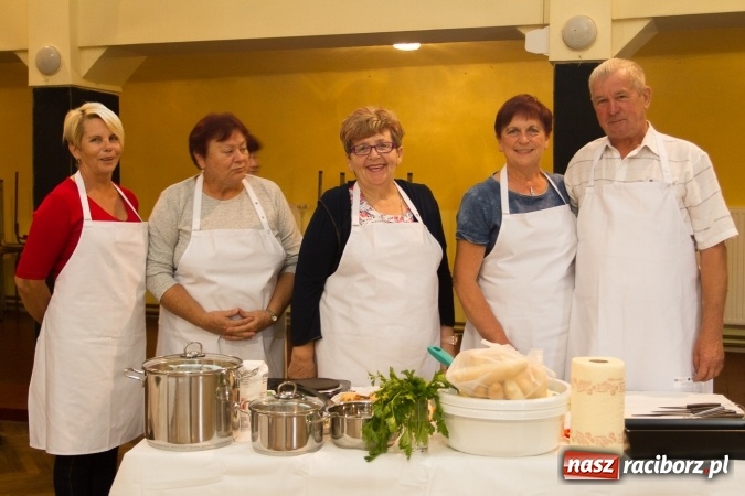 Zdjęcie w galerii na portalu naszraciborz.pl: Kulinarny powrót do tradycji - warsztaty w Krzanowicach  wiadomości z regionu