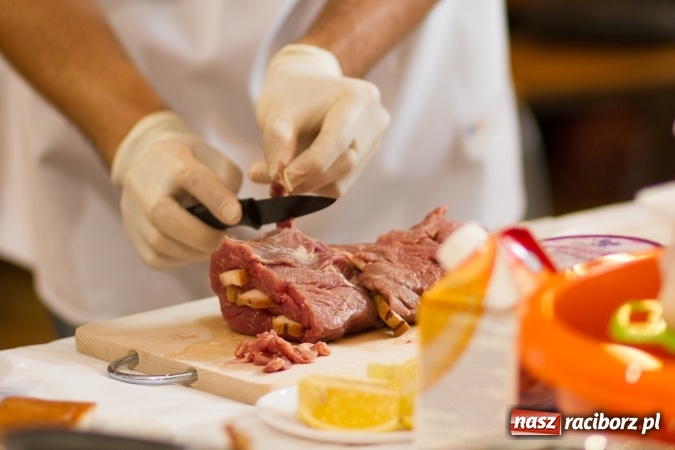 Zdjęcie w galerii na portalu naszraciborz.pl: Kulinarny powrót do tradycji - warsztaty w Krzanowicach  wiadomości z regionu