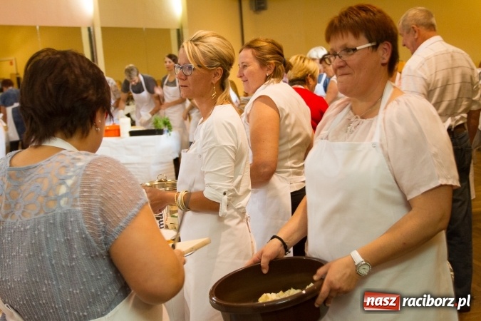 Zdjęcie w galerii na portalu naszraciborz.pl: Kulinarny powrót do tradycji - warsztaty w Krzanowicach  wiadomości z regionu
