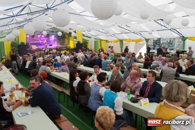 Zdjęcie w galerii na portalu naszraciborz.pl: Oktoberfest 2016 w Szymocicach - fotorelacja wiadomości z regionu