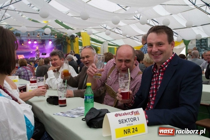 Zdjęcie w galerii na portalu naszraciborz.pl: Oktoberfest 2016 w Szymocicach - fotorelacja wiadomości z regionu