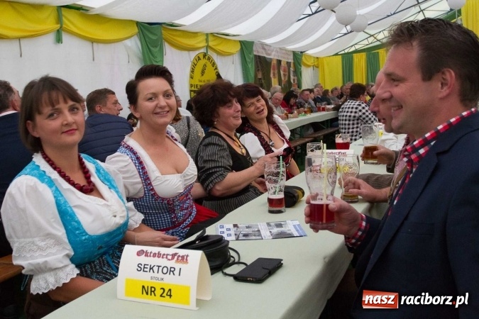 Zdjęcie w galerii na portalu naszraciborz.pl: Oktoberfest 2016 w Szymocicach - fotorelacja wiadomości z regionu