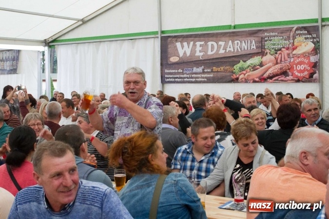 Zdjęcie w galerii na portalu naszraciborz.pl: Oktoberfest 2016 w Szymocicach - fotorelacja wiadomości z regionu
