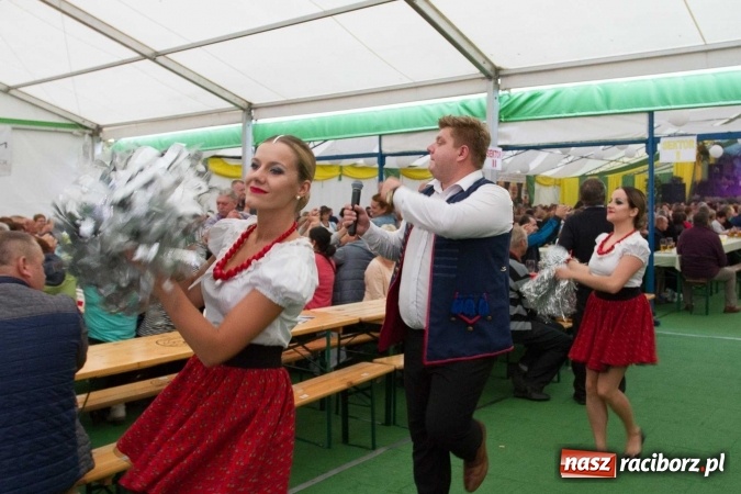 Zdjęcie w galerii na portalu naszraciborz.pl: Oktoberfest 2016 w Szymocicach - fotorelacja wiadomości z regionu