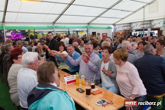 Zdjęcie w galerii na portalu naszraciborz.pl: Oktoberfest 2016 w Szymocicach - fotorelacja wiadomości z regionu