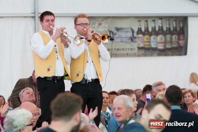 Zdjęcie w galerii na portalu naszraciborz.pl: Oktoberfest 2016 w Szymocicach - fotorelacja wiadomości z regionu