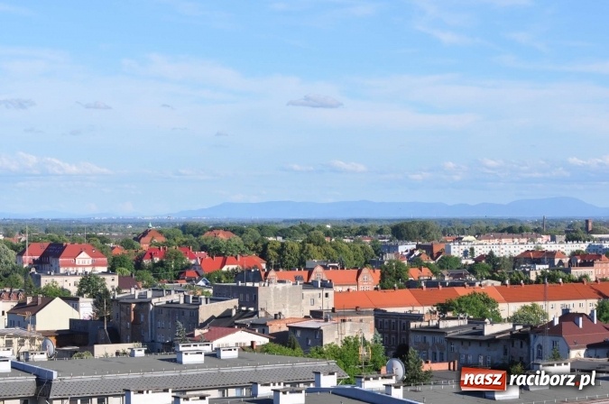 Zdjęcie w galerii na portalu naszraciborz.pl: Nie Brzezie, nie kości&oacute;ł farny, lecz szpital. Zobacz, jak może wyglądać platforma widokowa przy Gamowskiej i co z tego miejsca widać wiadomości z regionu