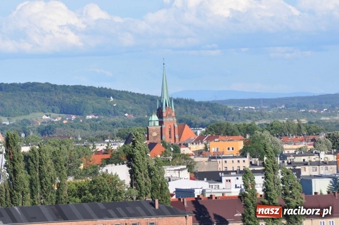 Zdjęcie w galerii na portalu naszraciborz.pl: Nie Brzezie, nie kości&oacute;ł farny, lecz szpital. Zobacz, jak może wyglądać platforma widokowa przy Gamowskiej i co z tego miejsca widać wiadomości z regionu