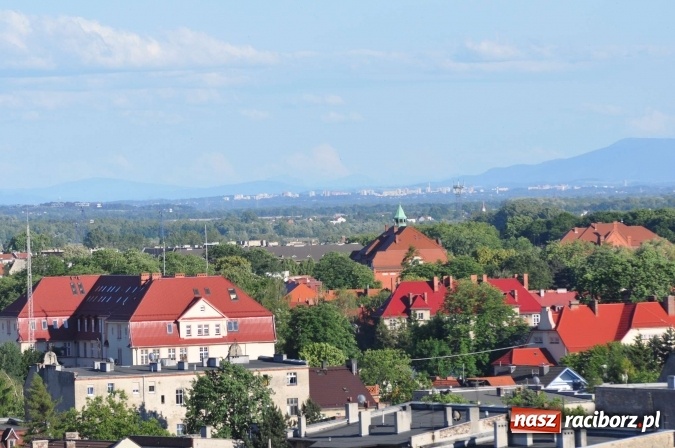 Zdjęcie w galerii na portalu naszraciborz.pl: Nie Brzezie, nie kości&oacute;ł farny, lecz szpital. Zobacz, jak może wyglądać platforma widokowa przy Gamowskiej i co z tego miejsca widać wiadomości z regionu