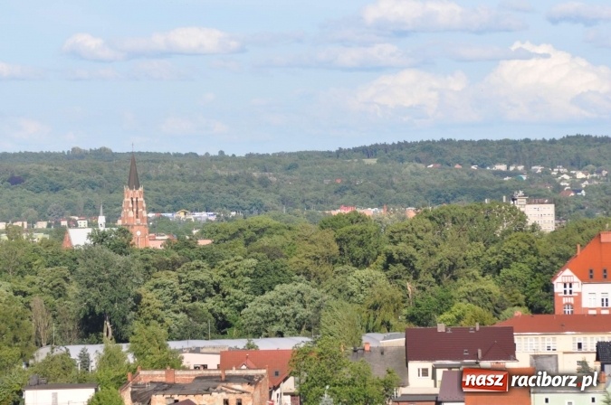 Zdjęcie w galerii na portalu naszraciborz.pl: Nie Brzezie, nie kości&oacute;ł farny, lecz szpital. Zobacz, jak może wyglądać platforma widokowa przy Gamowskiej i co z tego miejsca widać wiadomości z regionu