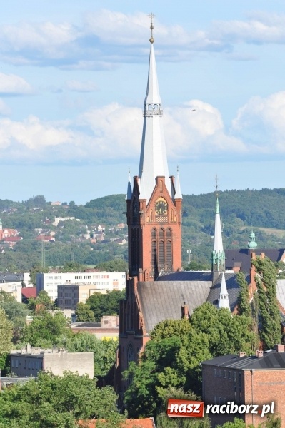 Zdjęcie w galerii na portalu naszraciborz.pl: Nie Brzezie, nie kości&oacute;ł farny, lecz szpital. Zobacz, jak może wyglądać platforma widokowa przy Gamowskiej i co z tego miejsca widać wiadomości z regionu