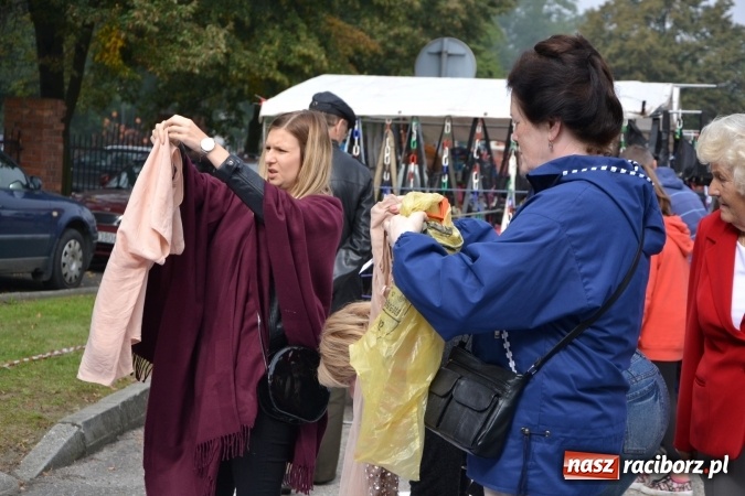 Zdjęcie w galerii na portalu naszraciborz.pl: Jesienny Jarmark na Granicy w Chałupkach wiadomości z regionu