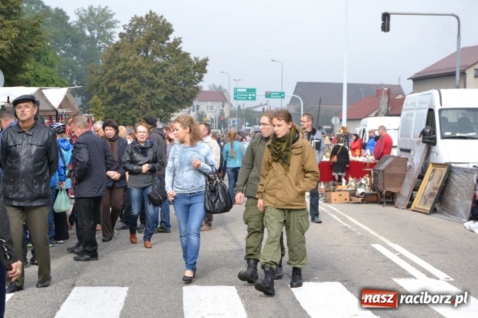 Zdjęcie w galerii na portalu naszraciborz.pl: Jesienny Jarmark na Granicy w Chałupkach wiadomości z regionu