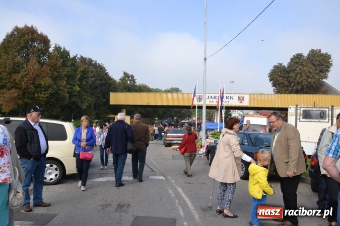 Zdjęcie w galerii na portalu naszraciborz.pl: Jesienny Jarmark na Granicy w Chałupkach wiadomości z regionu