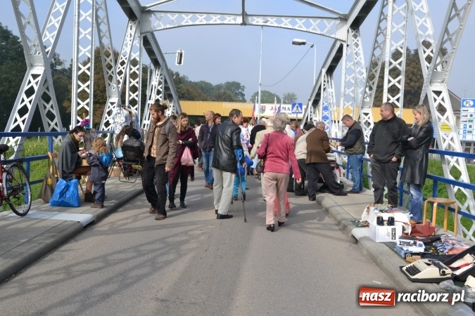 Zdjęcie w galerii na portalu naszraciborz.pl: Jesienny Jarmark na Granicy w Chałupkach wiadomości z regionu