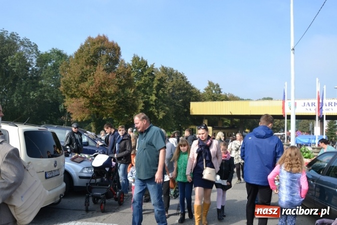 Zdjęcie w galerii na portalu naszraciborz.pl: Jesienny Jarmark na Granicy w Chałupkach wiadomości z regionu