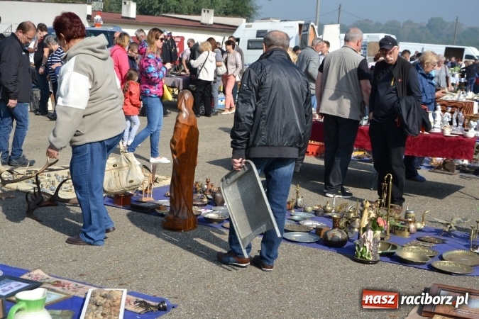 Zdjęcie w galerii na portalu naszraciborz.pl: Jesienny Jarmark na Granicy w Chałupkach wiadomości z regionu