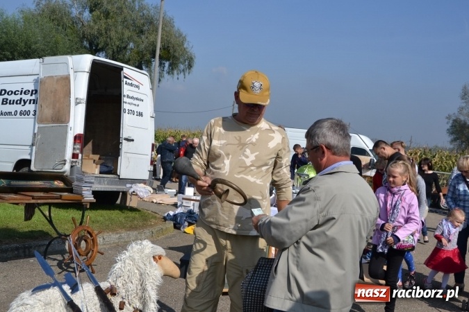 Zdjęcie w galerii na portalu naszraciborz.pl: Jesienny Jarmark na Granicy w Chałupkach wiadomości z regionu