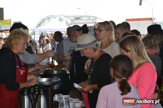 Zdjęcie w galerii na portalu naszraciborz.pl: Jesienny Jarmark na Granicy w Chałupkach wiadomości z regionu