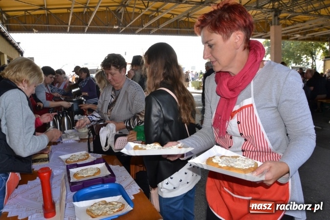 Zdjęcie w galerii na portalu naszraciborz.pl: Jesienny Jarmark na Granicy w Chałupkach wiadomości z regionu