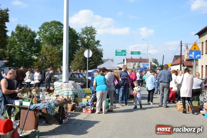 Zdjęcie w galerii na portalu naszraciborz.pl: Jesienny Jarmark na Granicy w Chałupkach wiadomości z regionu
