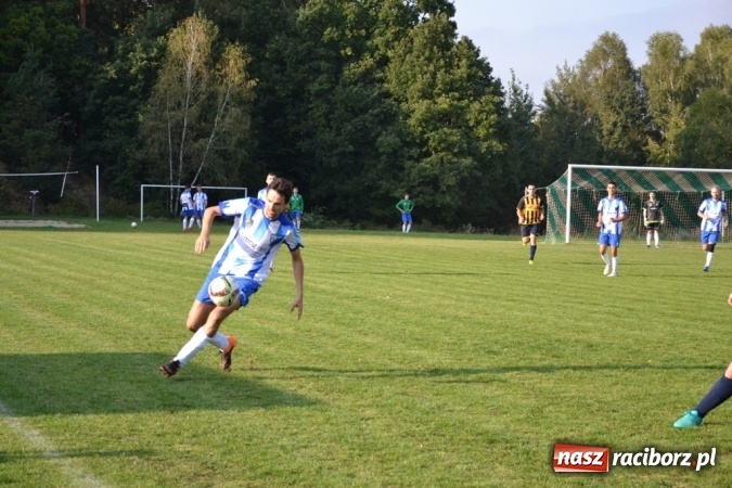 Zdjęcie w galerii na portalu naszraciborz.pl: Jankowice - podział punktów w spotkaniu z liderem  wiadomości z regionu