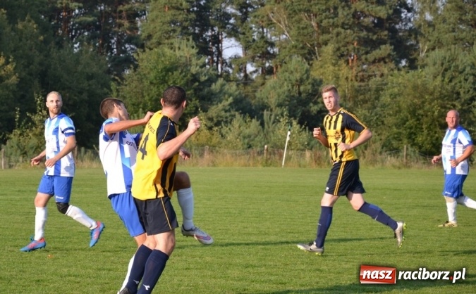 Zdjęcie w galerii na portalu naszraciborz.pl: Jankowice - podział punktów w spotkaniu z liderem  wiadomości z regionu