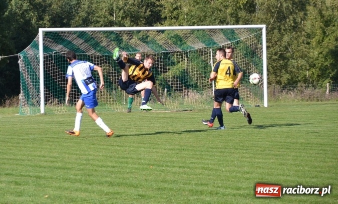 Zdjęcie w galerii na portalu naszraciborz.pl: Jankowice - podział punktów w spotkaniu z liderem  wiadomości z regionu