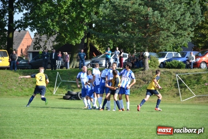 Zdjęcie w galerii na portalu naszraciborz.pl: Jankowice - podział punktów w spotkaniu z liderem  wiadomości z regionu