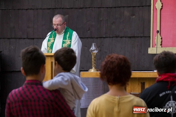 Zdjęcie w galerii na portalu naszraciborz.pl: Motocykliści z SRC na dziękczynnych nieszporach w Pietrowicach Wielkich wiadomości z regionu