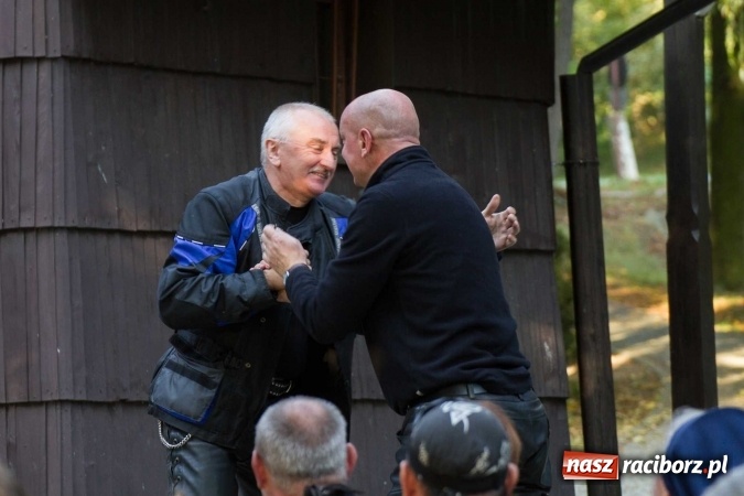 Zdjęcie w galerii na portalu naszraciborz.pl: Motocykliści z SRC na dziękczynnych nieszporach w Pietrowicach Wielkich wiadomości z regionu