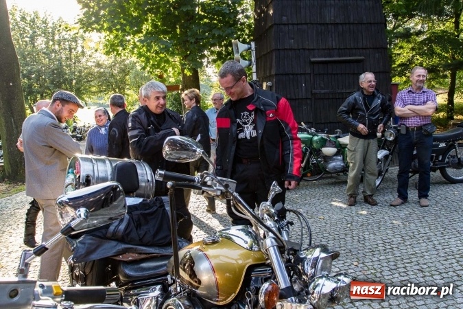 Zdjęcie w galerii na portalu naszraciborz.pl: Motocykliści z SRC na dziękczynnych nieszporach w Pietrowicach Wielkich wiadomości z regionu