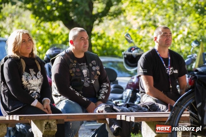 Zdjęcie w galerii na portalu naszraciborz.pl: Motocykliści z SRC na dziękczynnych nieszporach w Pietrowicach Wielkich wiadomości z regionu