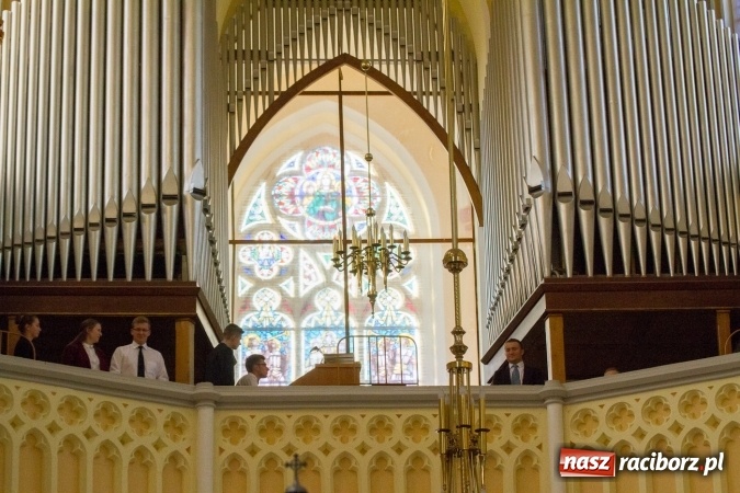 Zdjęcie w galerii na portalu naszraciborz.pl: XXIX Dni Muzyki Organowej i Kameralnej im. Henryka Klai - koncert na Ostrogu wiadomości z regionu
