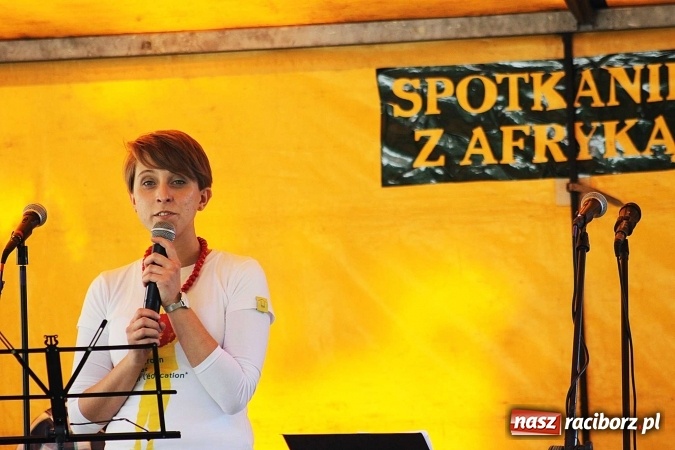 Zdjęcie w galerii na portalu naszraciborz.pl: Młodzi dla Kamerunu, czyli IV raciborskie Spotkanie z Afryką wiadomości z regionu