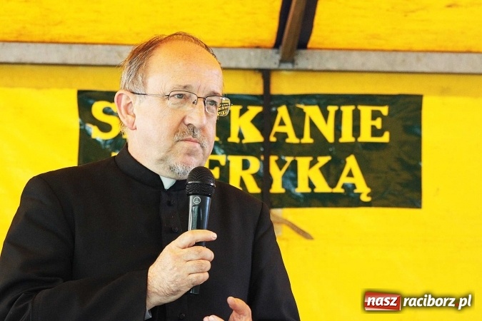 Zdjęcie w galerii na portalu naszraciborz.pl: Młodzi dla Kamerunu, czyli IV raciborskie Spotkanie z Afryką wiadomości z regionu