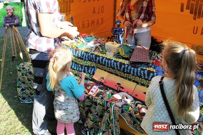 Zdjęcie w galerii na portalu naszraciborz.pl: Młodzi dla Kamerunu, czyli IV raciborskie Spotkanie z Afryką wiadomości z regionu