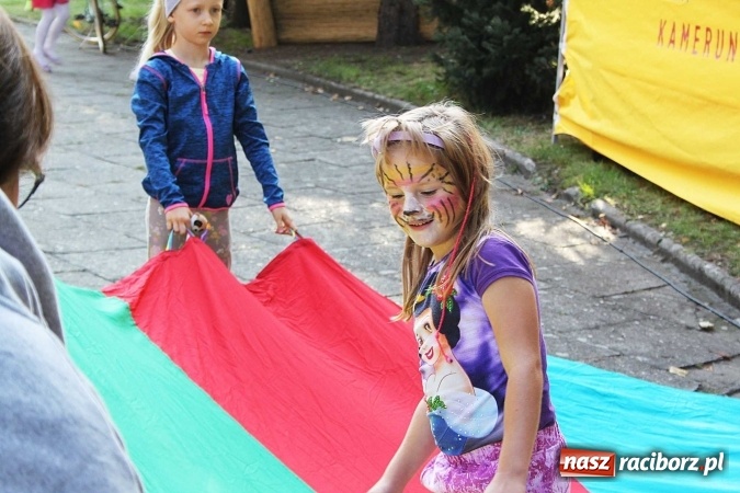 Zdjęcie w galerii na portalu naszraciborz.pl: Młodzi dla Kamerunu, czyli IV raciborskie Spotkanie z Afryką wiadomości z regionu