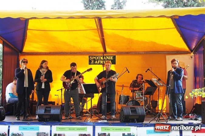 Zdjęcie w galerii na portalu naszraciborz.pl: Młodzi dla Kamerunu, czyli IV raciborskie Spotkanie z Afryką wiadomości z regionu