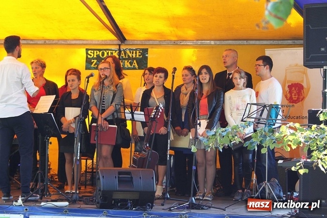 Zdjęcie w galerii na portalu naszraciborz.pl: Młodzi dla Kamerunu, czyli IV raciborskie Spotkanie z Afryką wiadomości z regionu