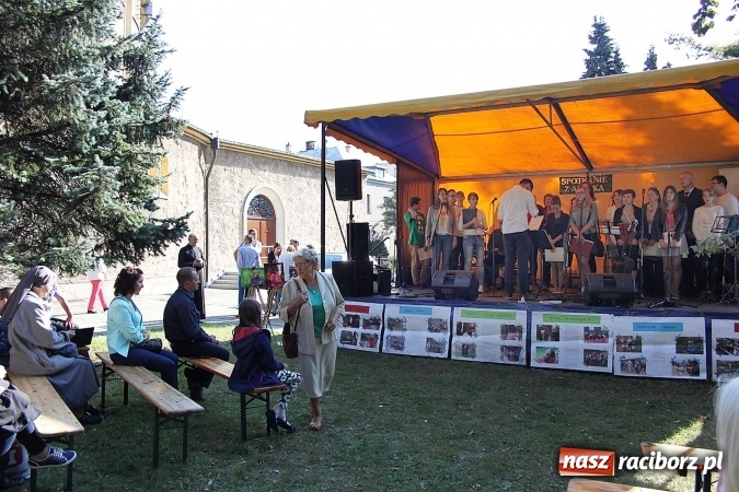 Zdjęcie w galerii na portalu naszraciborz.pl: Młodzi dla Kamerunu, czyli IV raciborskie Spotkanie z Afryką wiadomości z regionu