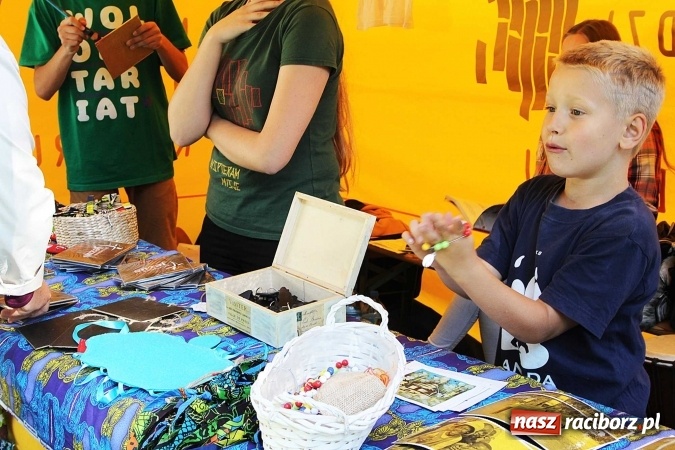 Zdjęcie w galerii na portalu naszraciborz.pl: Młodzi dla Kamerunu, czyli IV raciborskie Spotkanie z Afryką wiadomości z regionu