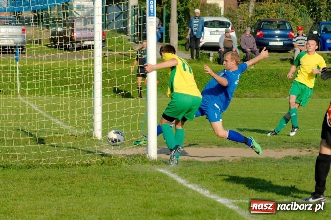 Zdjęcie w galerii na portalu naszraciborz.pl: Wygrana Startu Pietrowice. Ogromny pech Brzezia wiadomości z regionu