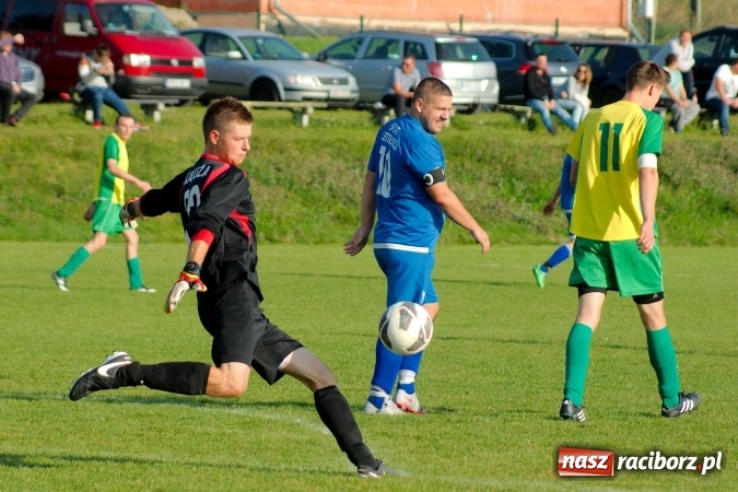 Zdjęcie w galerii na portalu naszraciborz.pl: Wygrana Startu Pietrowice. Ogromny pech Brzezia wiadomości z regionu