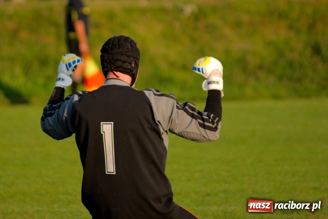 Zdjęcie w galerii na portalu naszraciborz.pl: Wygrana Startu Pietrowice. Ogromny pech Brzezia wiadomości z regionu
